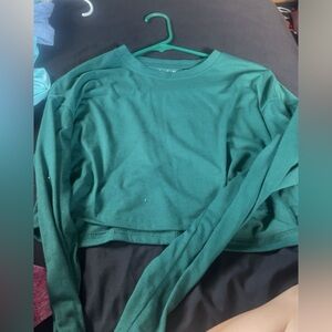 Green Long Sleeve Crop Top